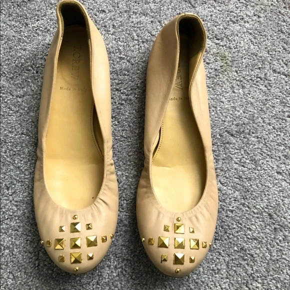 J.CREW leather tan ballet flats with with gold studs - Picture 1 of 5